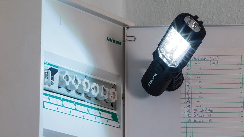 Maximus Arbeitslampe M-WKL-012-DU schwarz Pic6