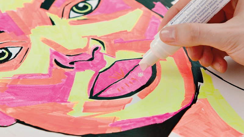 Edding Acrylic Marker 5000 verkehrsweiss Pic4