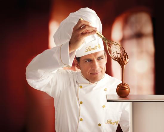 Schauspieler Jens Hajek als Maître Chocolatier